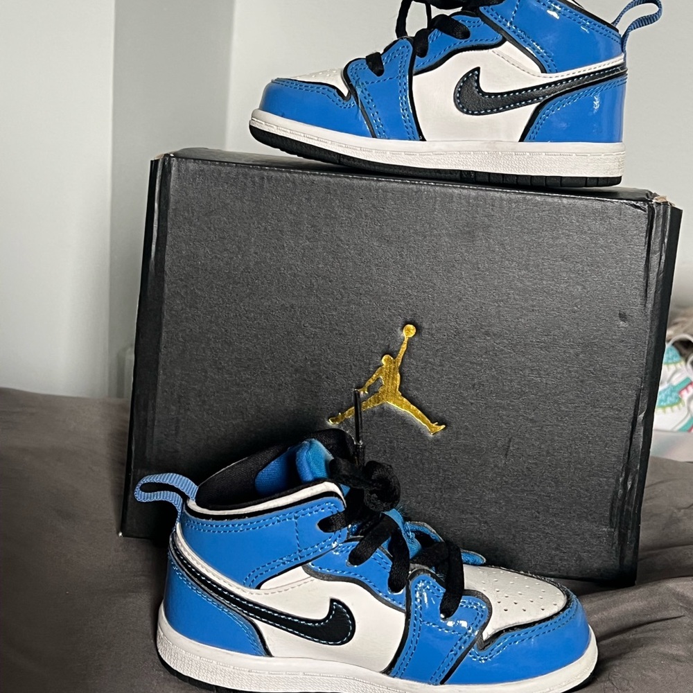KIDS JORDAN 1